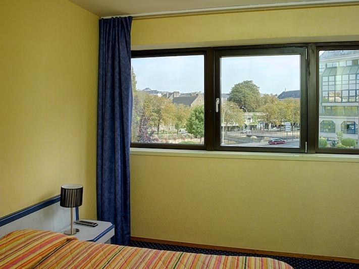 Hotel Dupleix - Hyper Centre - Parking Et Garage Gratuit Quimper Exterior photo