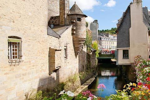 Hotel Dupleix - Hyper Centre - Parking Et Garage Gratuit Quimper Exterior photo